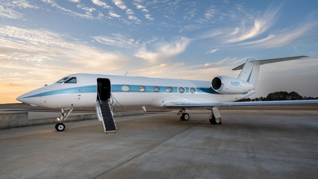 Business Efficiency How Private Jets Enhance Corporate Travel In The UAE